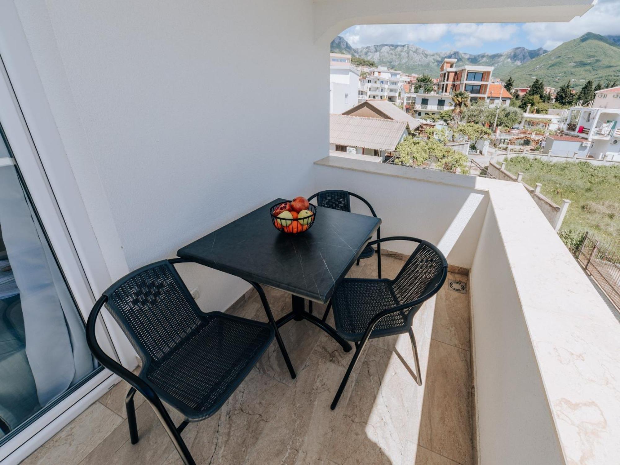 Apartments Milivojevic Bar Zewnętrze zdjęcie