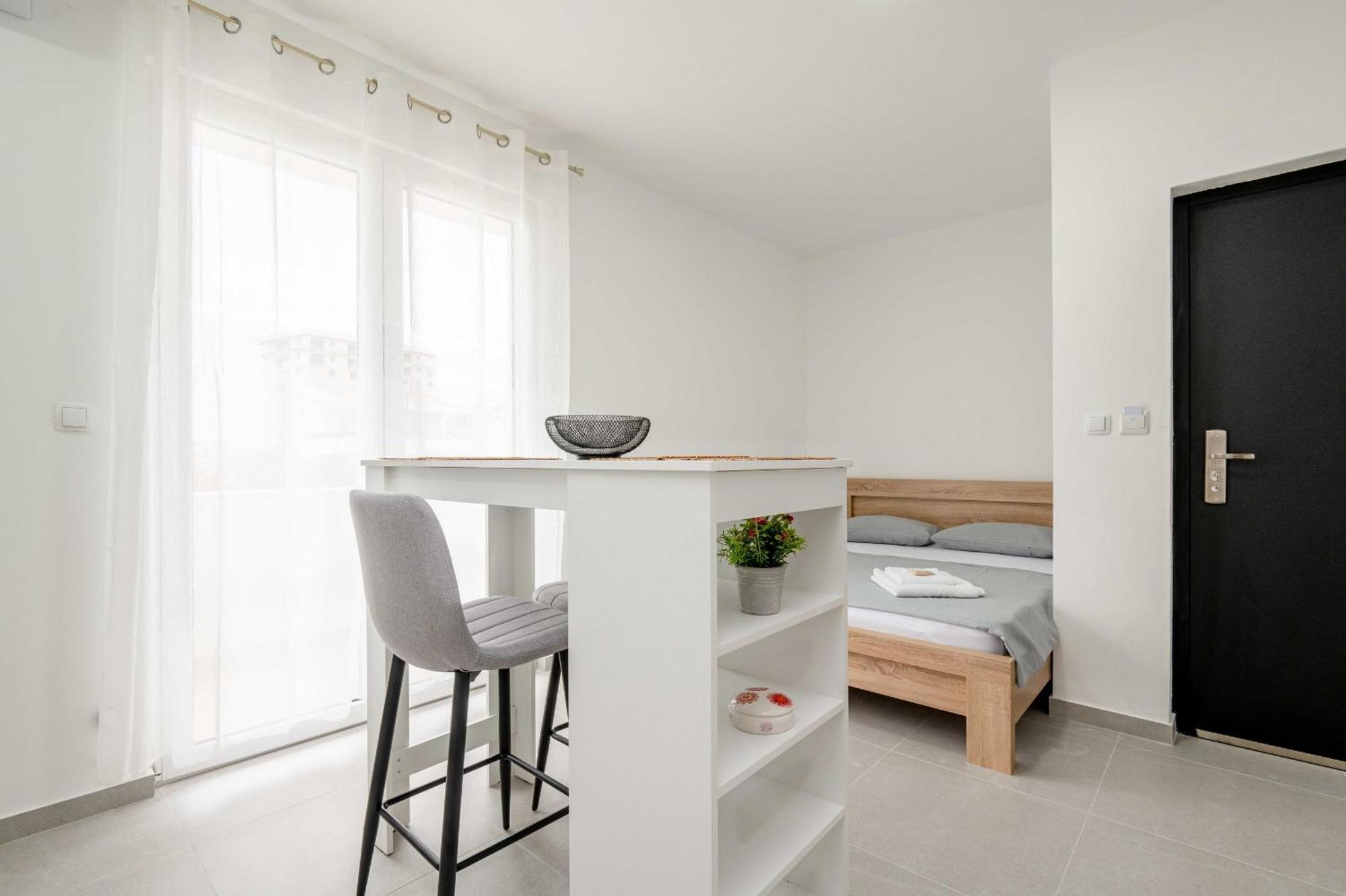 Apartments Milivojevic Bar Zewnętrze zdjęcie